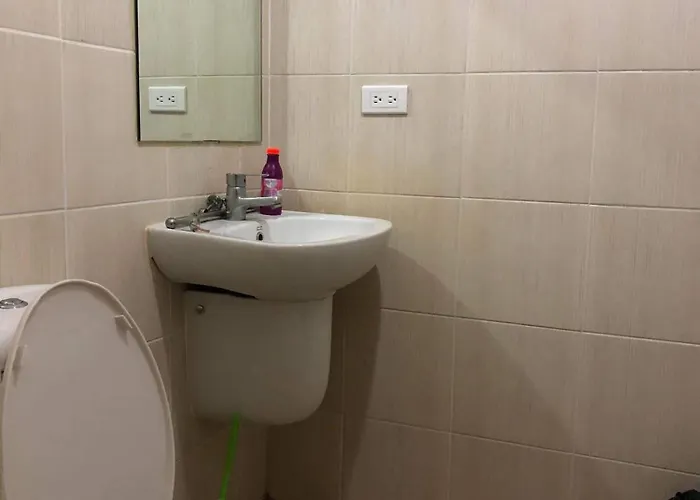 Grand Riviera Suites2 @ Us Embassy/freepool/wi-fi Apartment Manila
