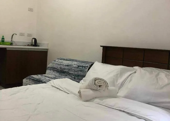 Grand Riviera Suites2 @ Us Embassy/freepool/wi-fi * Manila