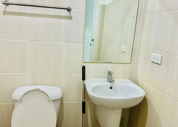 Grand Riviera Suites2 @ Us Embassy/freepool/wi-fi Apartment